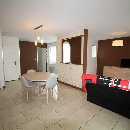 Du Vermandois Holiday home *